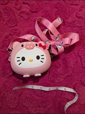 Hello Kitty Pink Silicone Kids Crossbody Bag with Character Strap